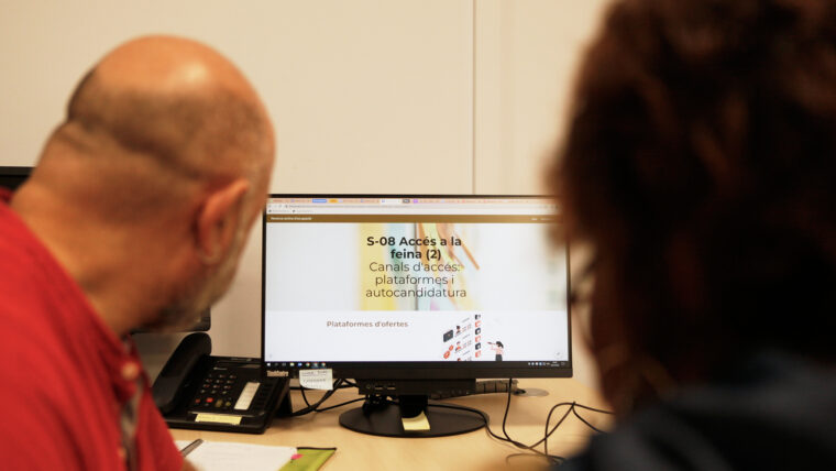 ⚠️ Les persones amb diversitat funcional de la ciutat cobren un 25% menys que les persones que no tenen cap discapacitat. <a href="/BCN_Accessible/">BCN Accessible</a>

🔗 Així ho conclou l'estudi “Els salaris i el perfil de les persones assalariades amb discapacitat a Barcelona”: ow.ly/1UMp50RAsOp