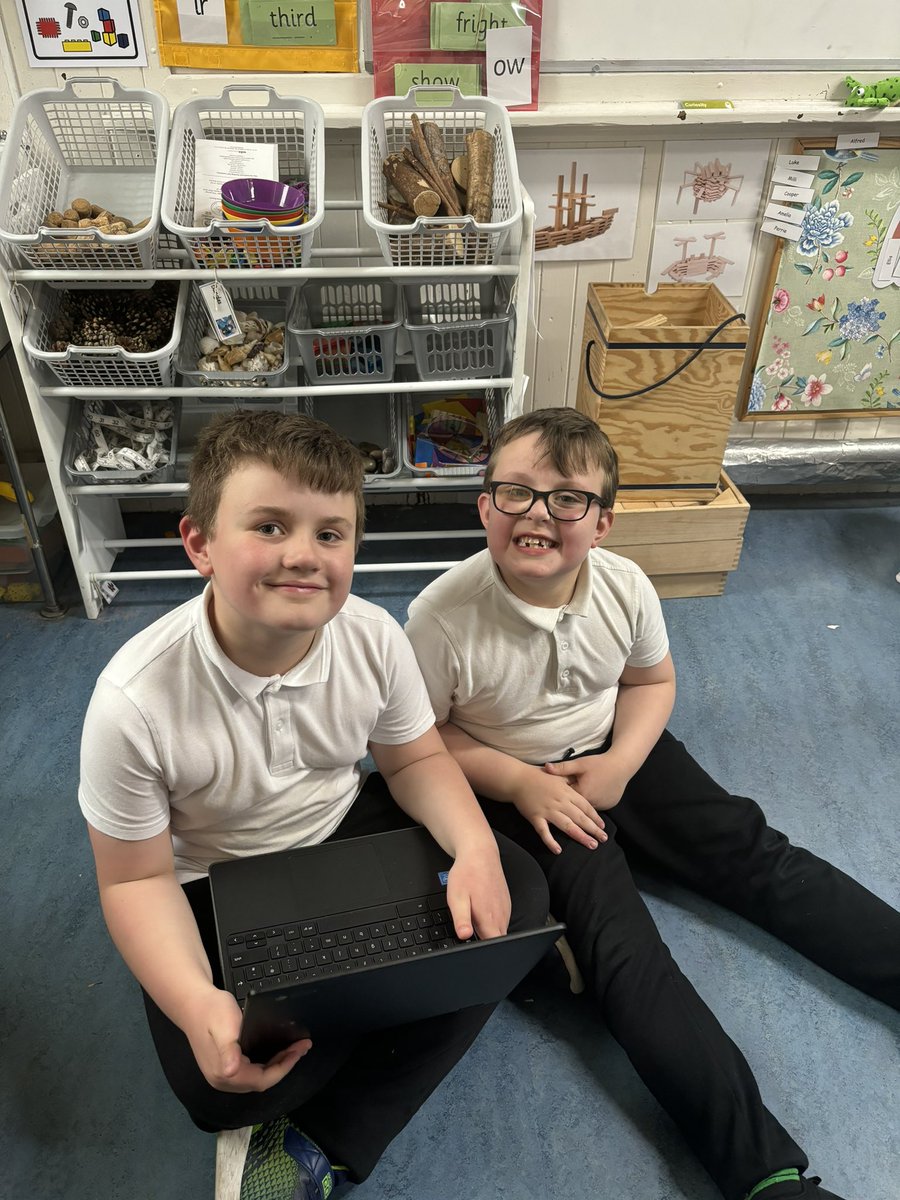 Miss Kerr tweet media