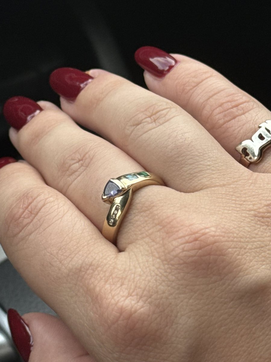 Same Girl: ELI tweet media