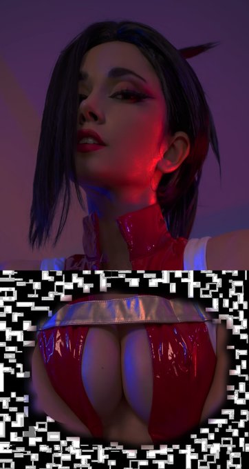 Shake your phone from side to side and watch them jiggle ??

#yaomomo #cosplay18 #Cosplaylewds #mha https://t