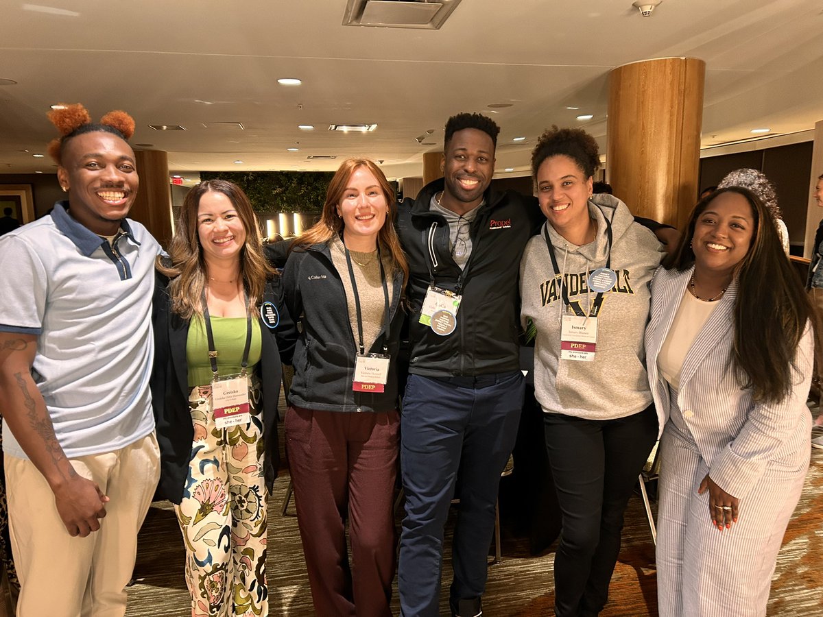 Greisha L. Ortiz-Hernández, Ph.D. (@greisha_ortiz) on Twitter photo How do I summarize my experience at the <a href="/BWFUND/">Burroughs Wellcome Fund</a> New Awardee Meeting?
🔷Amazing human resources: <a href="/amays_bwfund/">Alfred M. Mays</a>, <a href="/LouisMuglia/">Louis Muglia</a> <a href="/SherilynnBlack/">Sherilynn Black PhD</a>, <a href="/BerondaM/">Beronda L. Montgomery--@BerondaM at BSky</a>, <a href="/george_langford/">george langford</a>
🔷 Meaningful connections
🔷Education
🔷Care
Txs for investing in the excellence & diversity in science! 🧬 How do I summarize my experience at the <a href="/BWFUND/">Burroughs Wellcome Fund</a> New Awardee Meeting?
🔷Amazing human resources: <a href="/amays_bwfund/">Alfred M. Mays</a>, <a href="/LouisMuglia/">Louis Muglia</a> <a href="/SherilynnBlack/">Sherilynn Black PhD</a>, <a href="/BerondaM/">Beronda L. Montgomery--@BerondaM at BSky</a>, <a href="/george_langford/">george langford</a>
🔷 Meaningful connections
🔷Education
🔷Care
Txs for investing in the excellence & diversity in science! 🧬