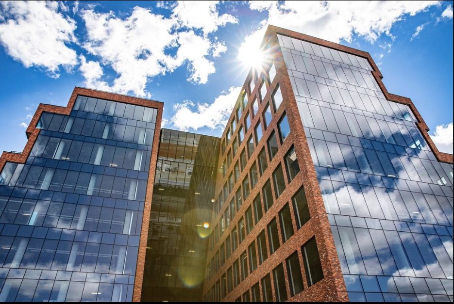 25 Kent's innovative workspaces and endless amenities will keep your team inspired to reach new heights! 

To learn more about our exclusive building features and amenities, visit twentyfivekent.com/?utm_source=Li…