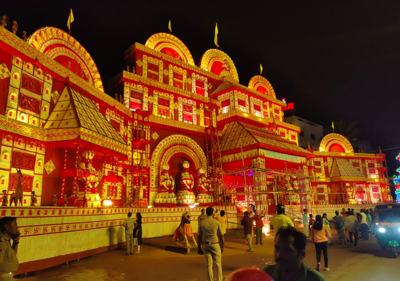 Ansuman Rath 🇮🇳 on X: "Before it gets crowded, first look of Nayapali Durga  Puja, Bhubaneswar. Durga Puja at Pandals of Odisha starts tomorrow.  https://t.co/NhgsbeIvcZ" / X