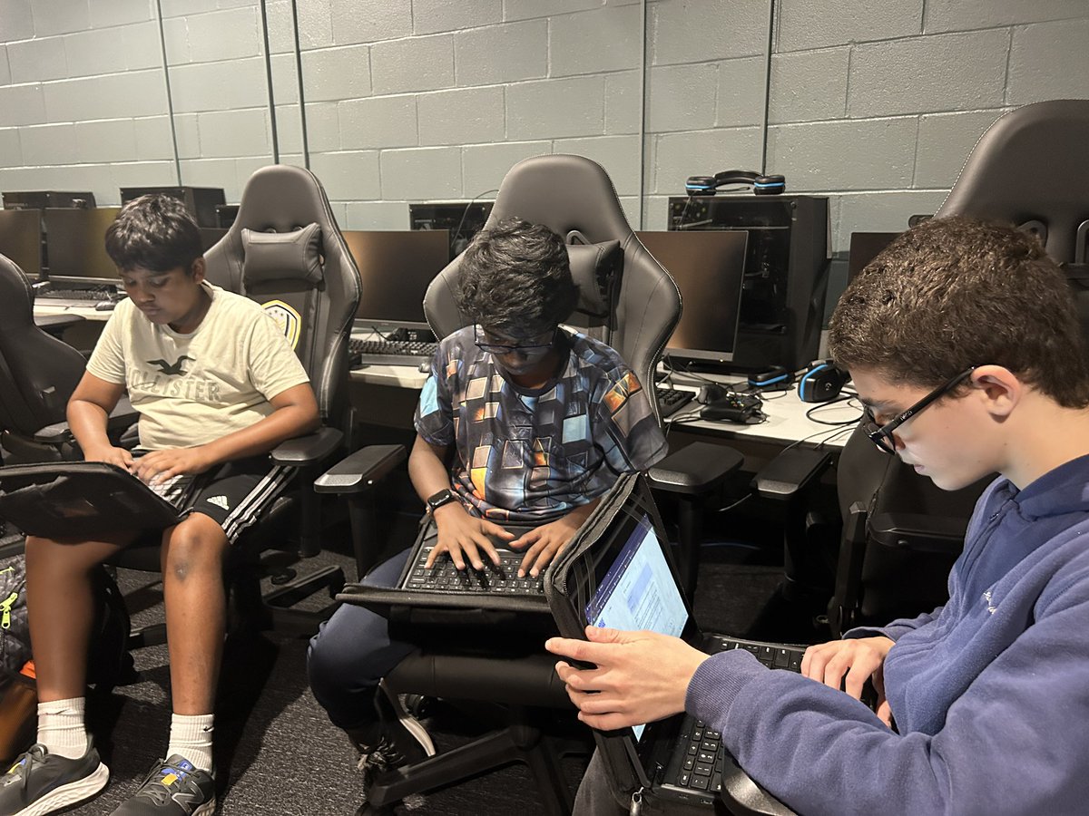 HMSTrumbull's tweet image. Mrs. Durand’s AI squad was busy today testing out some student AI tools!