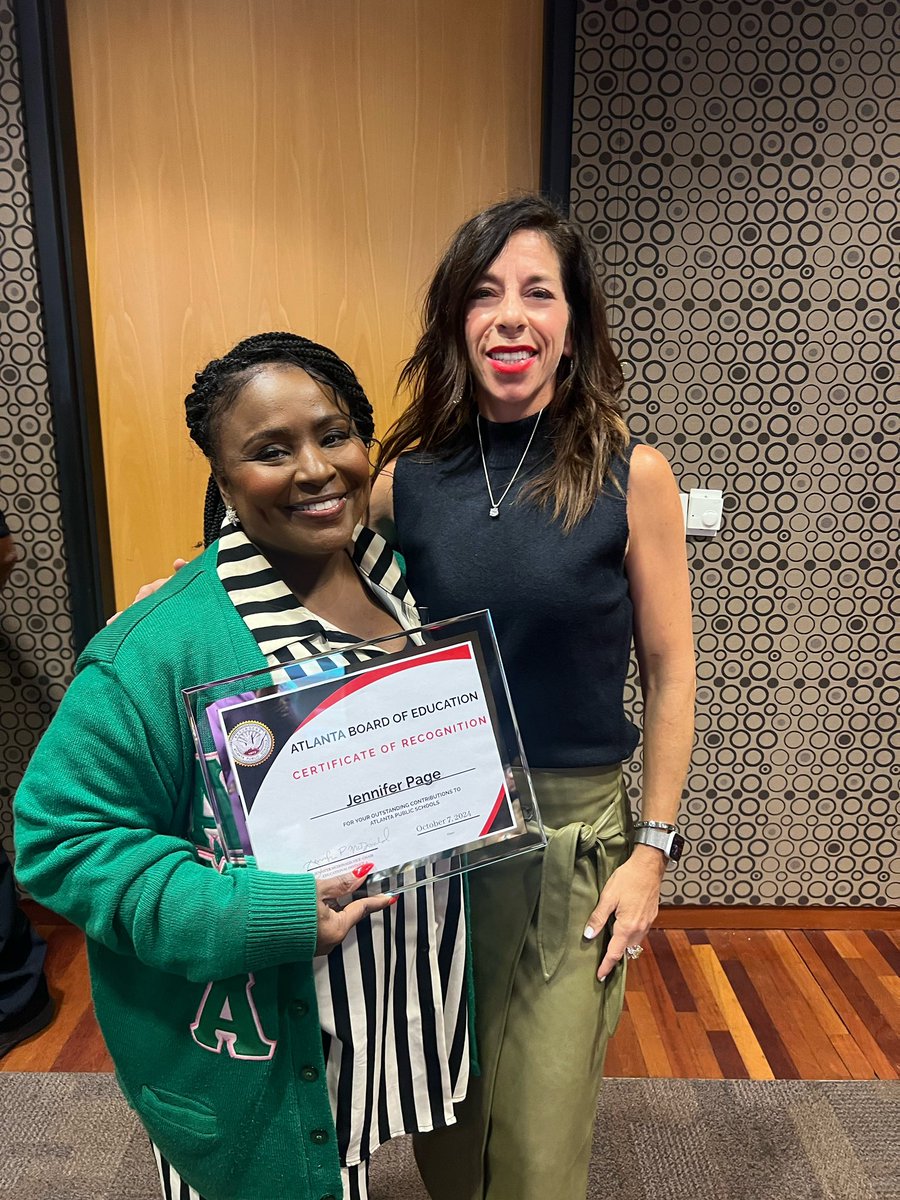 Jennifer, APS BOE D4 (@jenforaps) on Twitter photo My honor to honor <a href="/J_Renee_Page/">Jennifer R. Page</a> & the incredible leadership, love & light she brings to this community. SGA, Cheer, Hoco, Exceptional Students Prom, her class & Jr/Sr Prom, she goes above & beyond, all day, every day. ā¤ļø My honor to honor <a href="/J_Renee_Page/">Jennifer R. Page</a> & the incredible leadership, love & light she brings to this community. SGA, Cheer, Hoco, Exceptional Students Prom, her class & Jr/Sr Prom, she goes above & beyond, all day, every day. ā¤ļø