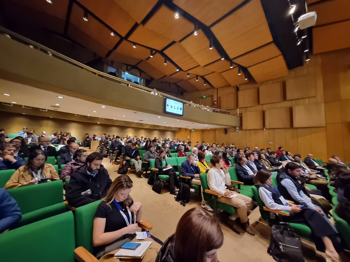 SenorSoil's tweet photo. Leading the way for carbon sequestration in the region.
@SChCS2 @agronomiauchile
#carboncredits
#soilsecurity
#chilecarbonforum https://t.co/0vf8FLz0S1