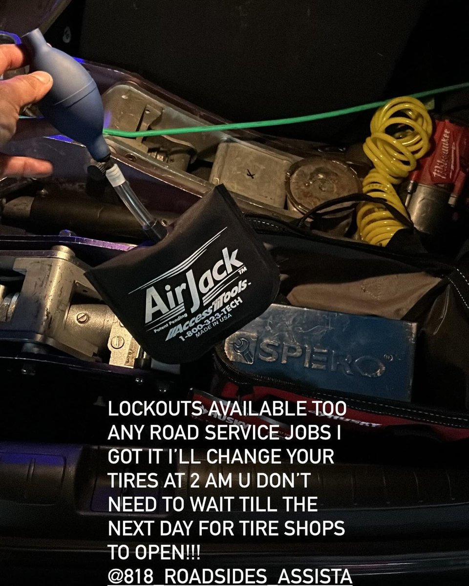 OnTimeRoadside's tweet image. Locked out of your car? Don’t panic! Our lockout service is just a phone call away. Trust 818 Roadside Assistance to get you back into your vehicle safely. #LockoutService #GranadaHillsCA
818roadsideassistance.com/about_us
