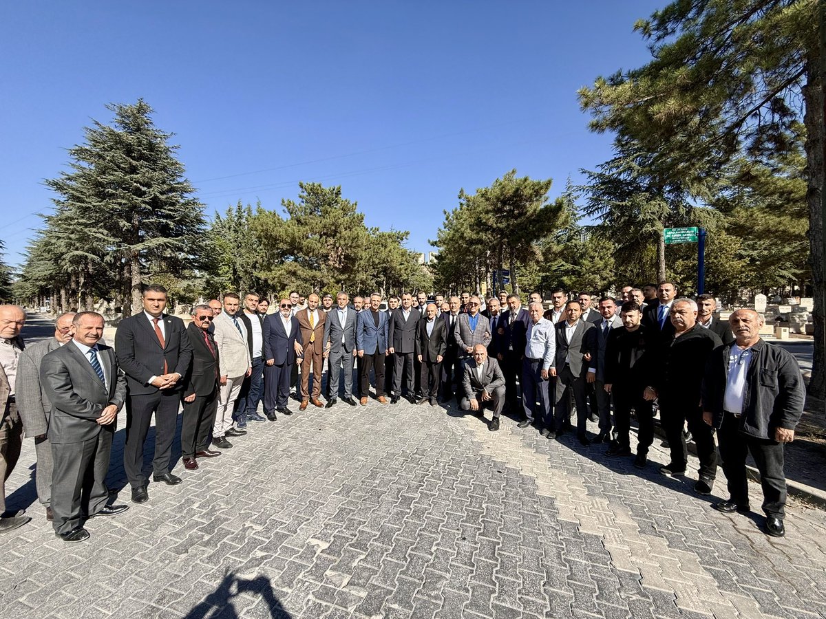 Ulku_Ocaklari's tweet photo. 📍ANKARA

Ülkü Ocakları Ankara İl Başkanlığı tarafından Ülkücü Şehidimiz Mustafa Pehlivanoğlu'nun kabrinde anma programı düzenlendi. https://t.co/PGuYOB5kWR