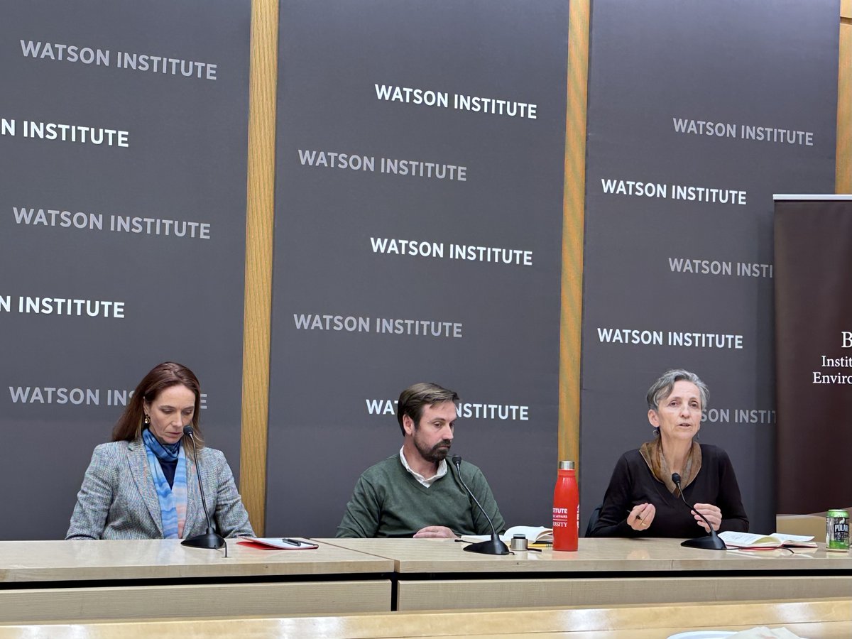 Benjy Renton (@bhrenton) on Twitter photo We had a great lunchtime discussion today on the impacts of the election on climate, highlighting the challenges we face in communication, policy engagement and combatting misinformation. Thanks to <a href="/coralsncaves/">Dr. Kim Cobb @bsky.app/kimcobb</a>, Professor Chris Rea and <a href="/stef_friedhoff/">StefanieFriedhoff</a> for a great panel. We had a great lunchtime discussion today on the impacts of the election on climate, highlighting the challenges we face in communication, policy engagement and combatting misinformation. Thanks to <a href="/coralsncaves/">Dr. Kim Cobb @bsky.app/kimcobb</a>, Professor Chris Rea and <a href="/stef_friedhoff/">StefanieFriedhoff</a> for a great panel.