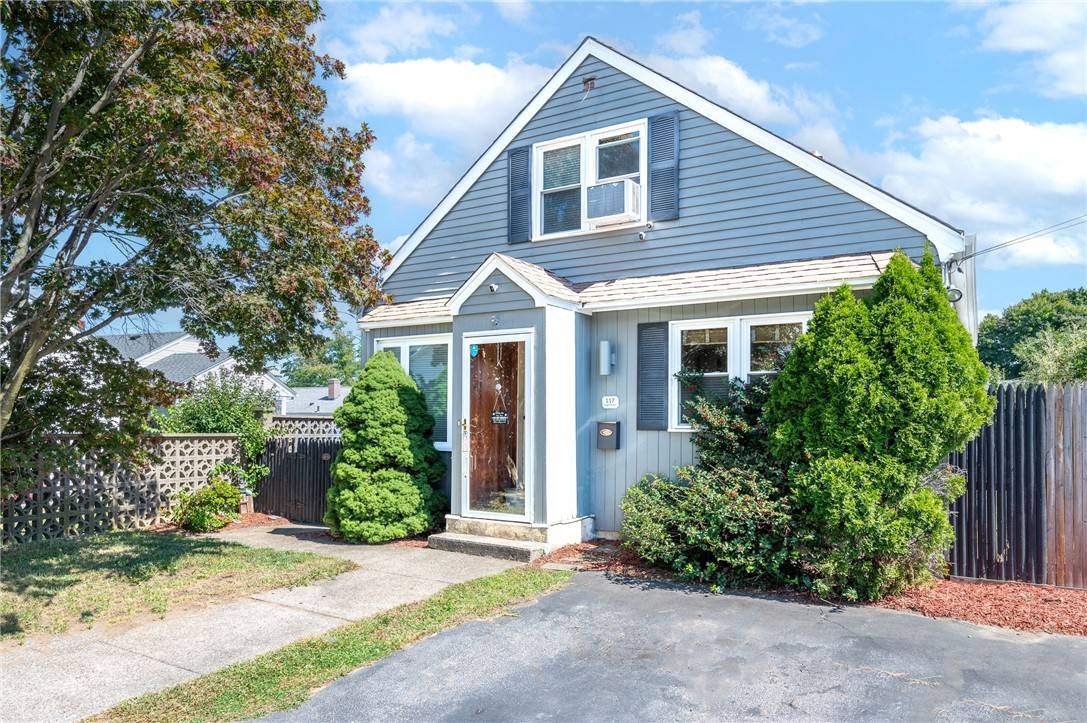 DuckworthHomes's tweet photo. Accepted offer! 117 Argol ST, Providence, RI https://t.co/GjMY3zSc4g