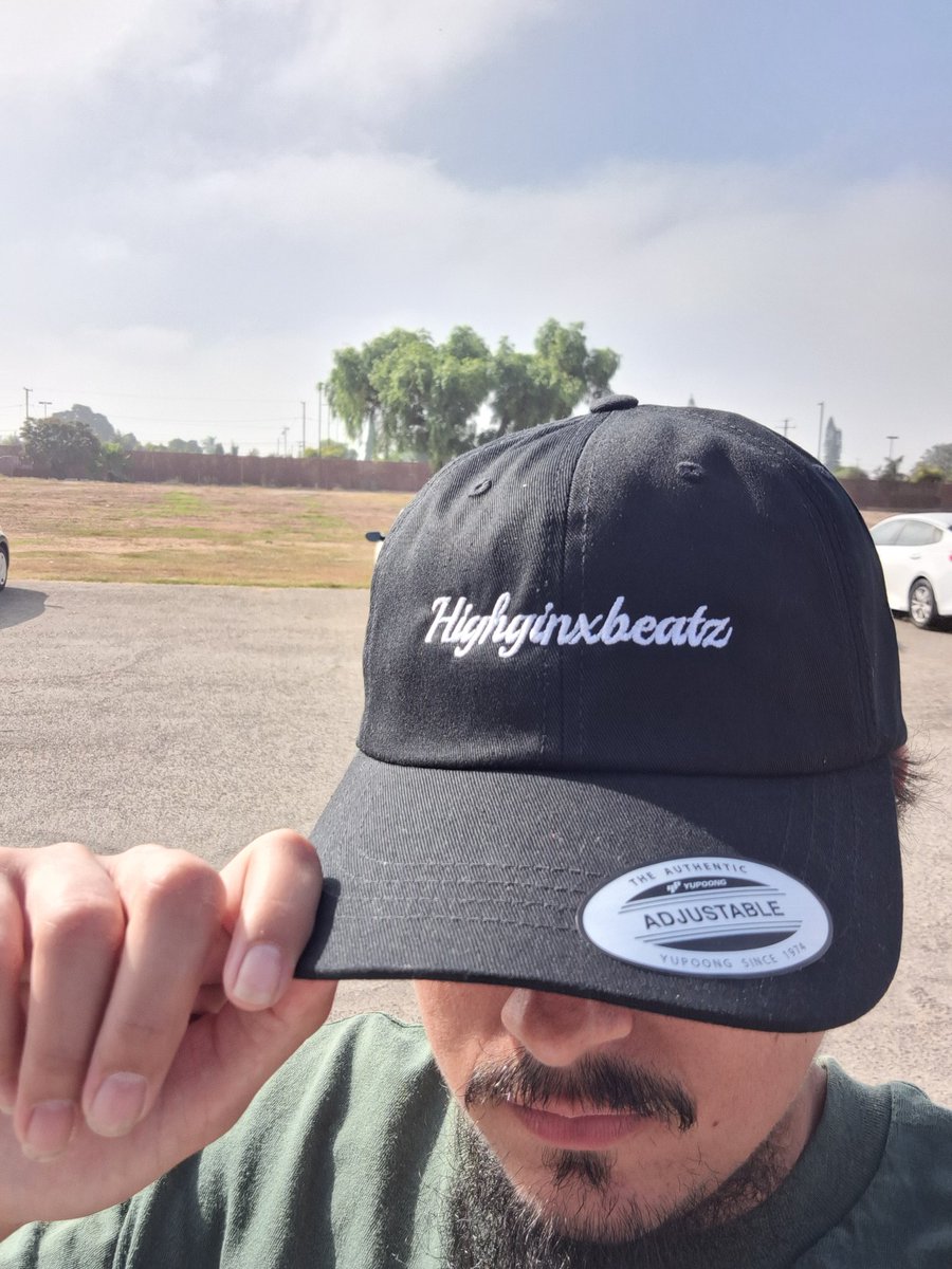 highginxbeatz's tweet image. Custom drip 💧 #highginxbeatz #custommerch #capbeast #drip
