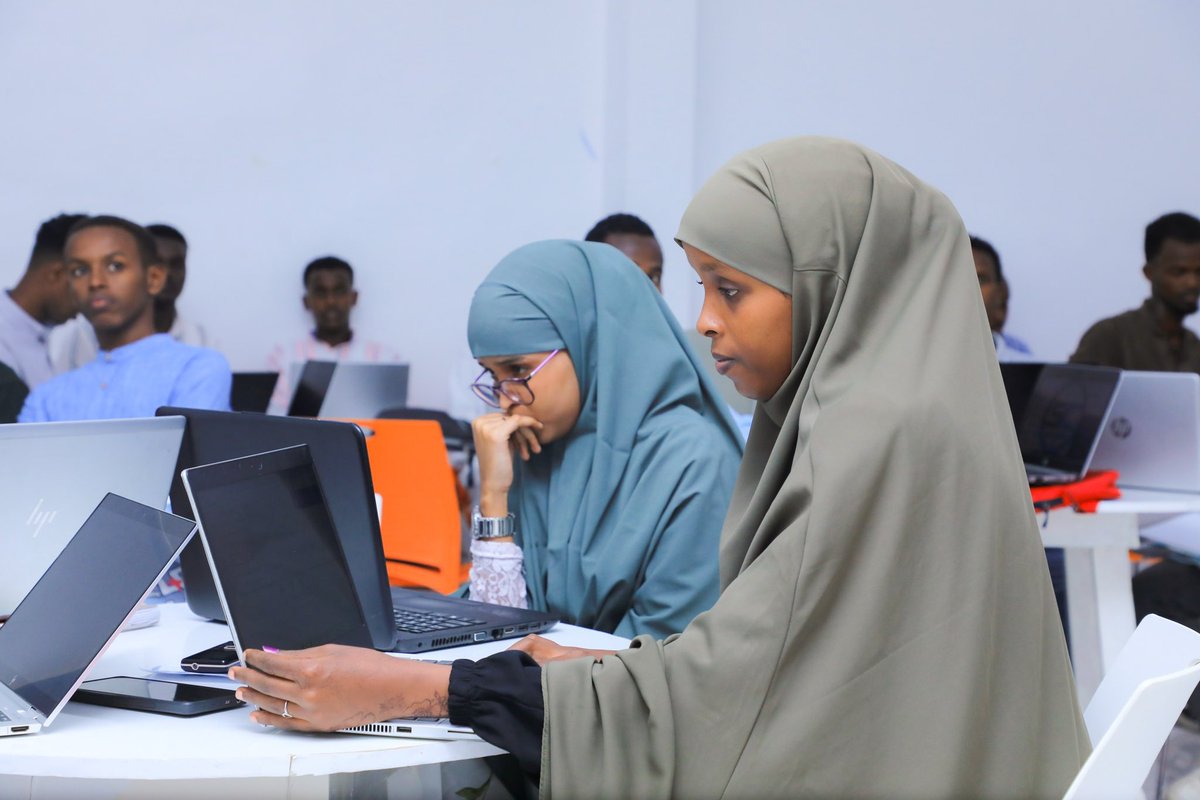 RiseAcademy21's tweet image. The afternoon session of the Fullstack Web Development course is kicking off with high energy and excitement! 🚀💻✨
#TheyCanCode
#RiseAcademy