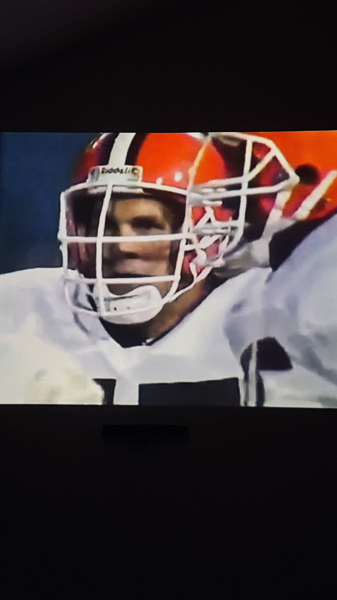 34 years ago tonight vs Broncos, you dad must remember this one!  It was our first date youtu.be/s6ZbX6l-BeI?si… <a href="/JennMatthews57/">Jennifer Matthews</a>