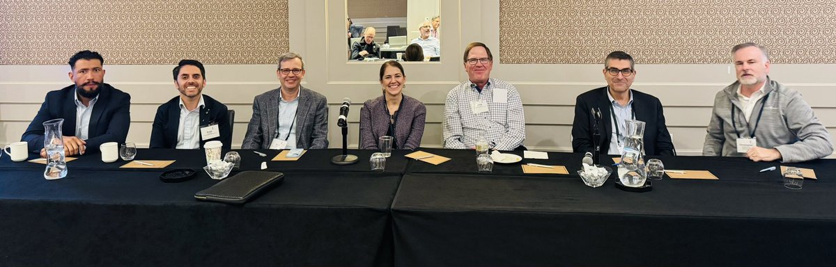 Evan Noch (@evannoch) on Twitter photo Such a pleasure to serve on this <a href="/AAMCtoday/">AAMC</a> panel #GREAT group on Optimizing advice for trainees applying to residency with <a href="/ezraburstein/">ezra burstein</a> <a href="/LisandroMaya/">Lisandro Maya Ramos, MD. Ph.D</a>, Jennifer Gill, Phil Shaul <a href="/UTSWMedCenter/">UT Southwestern Medical Center</a> Marshall Horwitz, Chris Williams. <a href="/AJIAorg/">American Junior Investigator's Association (AJIA)</a> will work to fix this leaky pipeline! 👏🏻 Such a pleasure to serve on this <a href="/AAMCtoday/">AAMC</a> panel #GREAT group on Optimizing advice for trainees applying to residency with <a href="/ezraburstein/">ezra burstein</a> <a href="/LisandroMaya/">Lisandro Maya Ramos, MD. Ph.D</a>, Jennifer Gill, Phil Shaul <a href="/UTSWMedCenter/">UT Southwestern Medical Center</a> Marshall Horwitz, Chris Williams. <a href="/AJIAorg/">American Junior Investigator's Association (AJIA)</a> will work to fix this leaky pipeline! 👏🏻