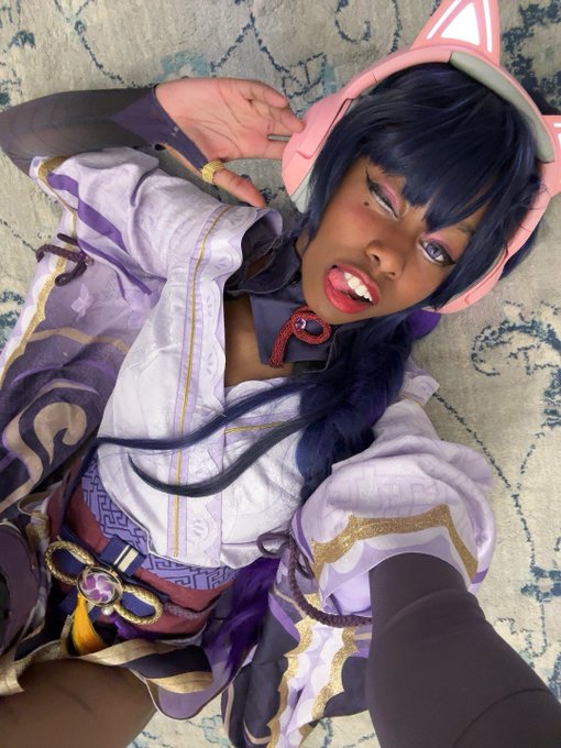 1 pic. In my discord server Elviecord cosplaying as Ei https://t.co/pNwUxG1dSn