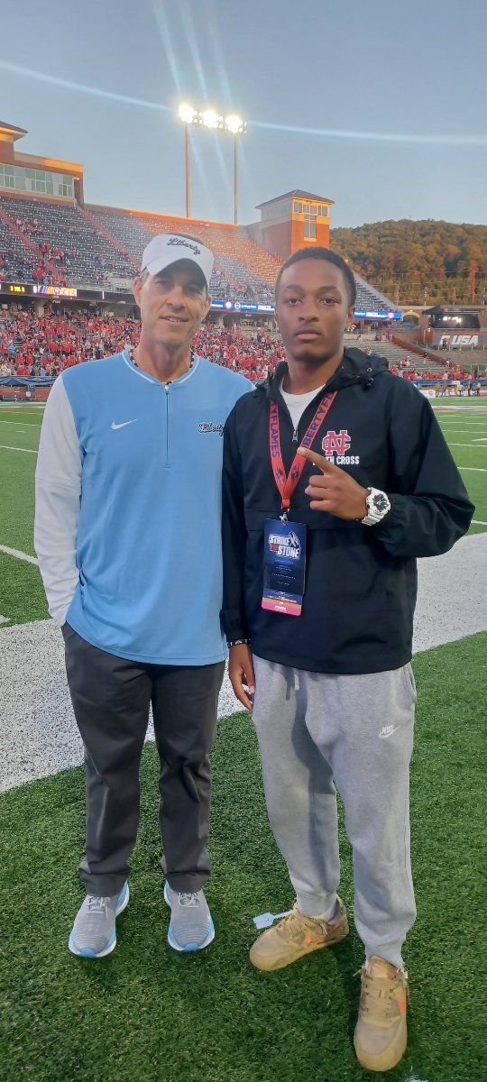 After a great gameday visit and conversation with <a href="/coachwaites/">Denares Waites</a> <a href="/CoachChadwell/">Jamey Chadwell</a> &amp; <a href="/Coach_D13/">Devon Doyle</a>, I am BLESSED to receive my 6th D1 offer from <a href="/LibertyFootball/">Liberty Football</a> 🔴🔵 #GoFlames <a href="/coachpriest222/">Dwayne Priest</a>  <a href="/RivalsFriedman/">Adam Friedman</a>  <a href="/adamgorney/">Adam Gorney</a> <a href="/carljfred/">Carl Frederick</a> <a href="/RocCarmichael/">Roc Carmichael</a> <a href="/DAWGHZERECRUITS/">Dawg House Recruiting</a> <a href="/dhglover/">🏈Coach Glove🏈</a> <a href="/toby_lux/">🅲🅾🅰🅲🅷 𝑻𝒐𝒃𝒚 𝑳𝒖𝒙</a>