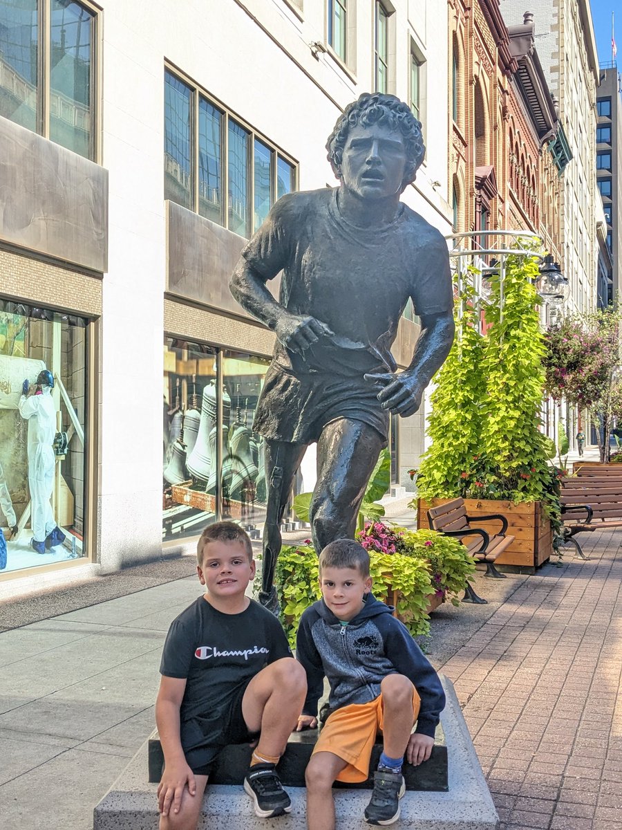 Together these two raised $200 for cancer research. Today they ran for Grandma and Grandpa Cooke and the many more family and friends who have been touched by cancer. 🎗️