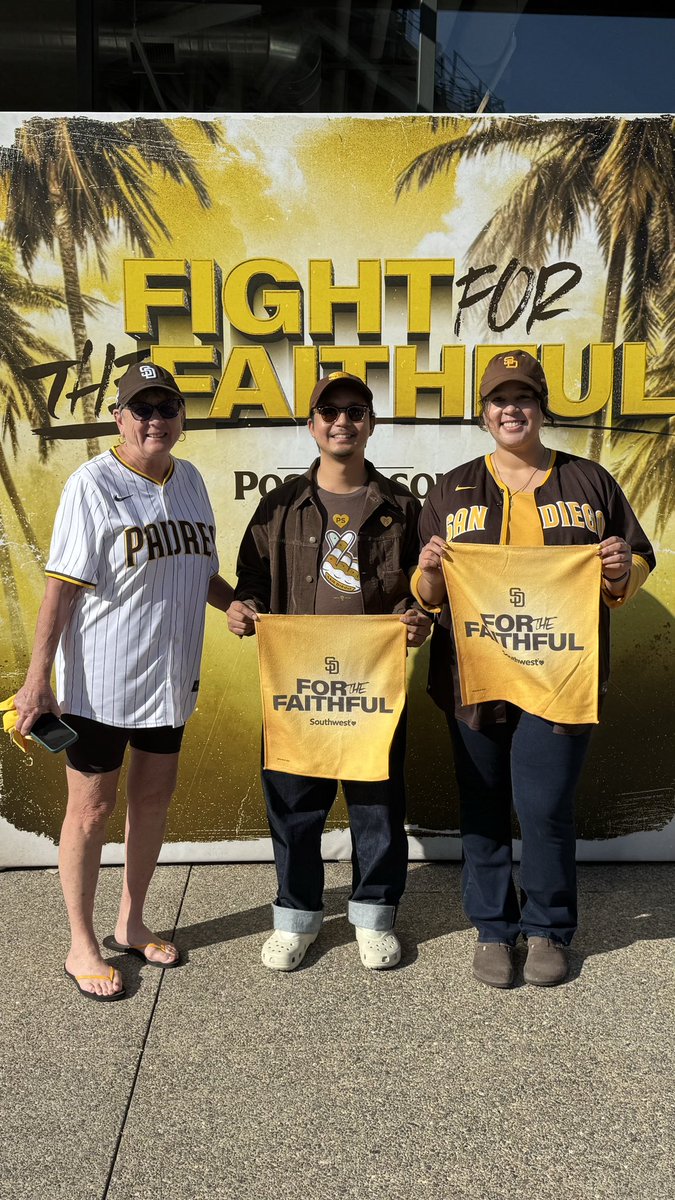 onirapac's tweet photo. #ForTheFaithful https://t.co/ZYPXYdL6Ln