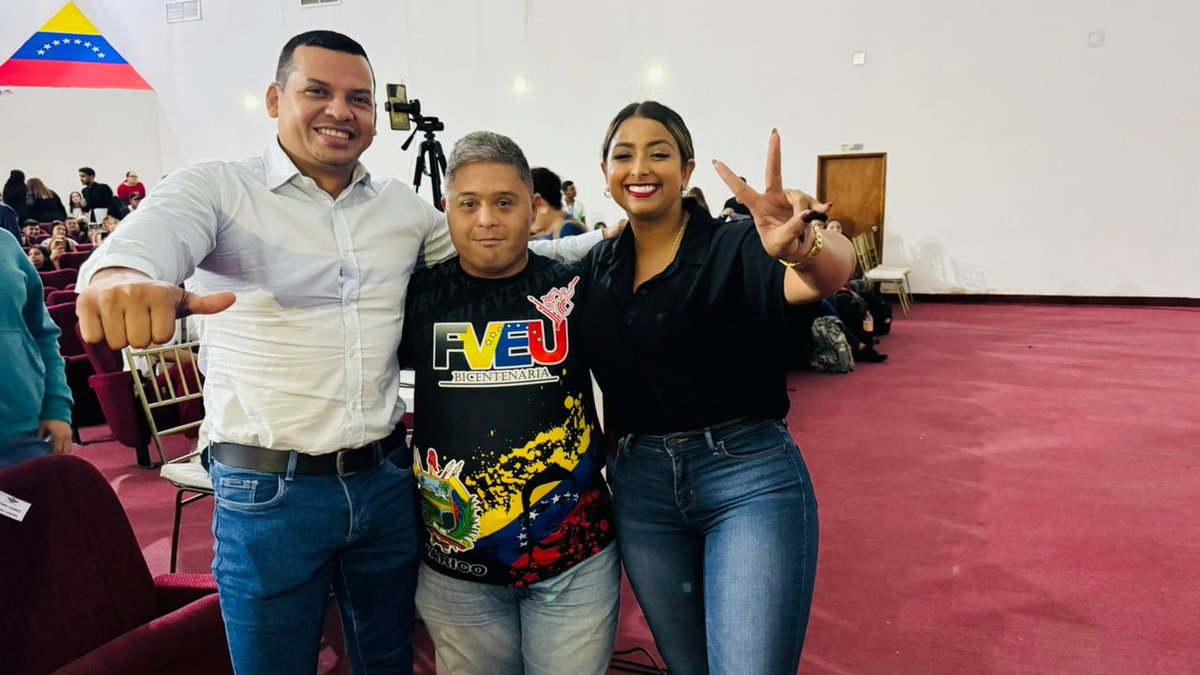 La referida actividad que reunió liderazgo juveniles de toda Venezuela, contó con la participación de la presidenta del Parlamento guariqueño Leg. Dayana Encinozo.