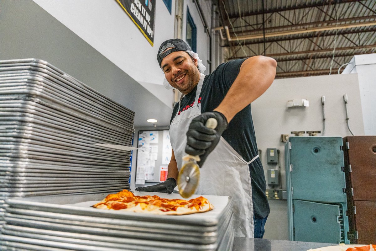 The Society of St. Vincent de Paul - Phoenix (@svdp) on Twitter photo Mamma mia! A huge thank you to <a href="/SpinatosPizza/">Spinato's Pizzeria</a> and their team of 20 volunteers for bringing the pizza party to our Next Phase Family Dining Room! They donated all the fresh ingredients to make 150 of their famous Spinatoās pizzas for our families. šš Mamma mia! A huge thank you to <a href="/SpinatosPizza/">Spinato's Pizzeria</a> and their team of 20 volunteers for bringing the pizza party to our Next Phase Family Dining Room! They donated all the fresh ingredients to make 150 of their famous Spinatoās pizzas for our families. šš
