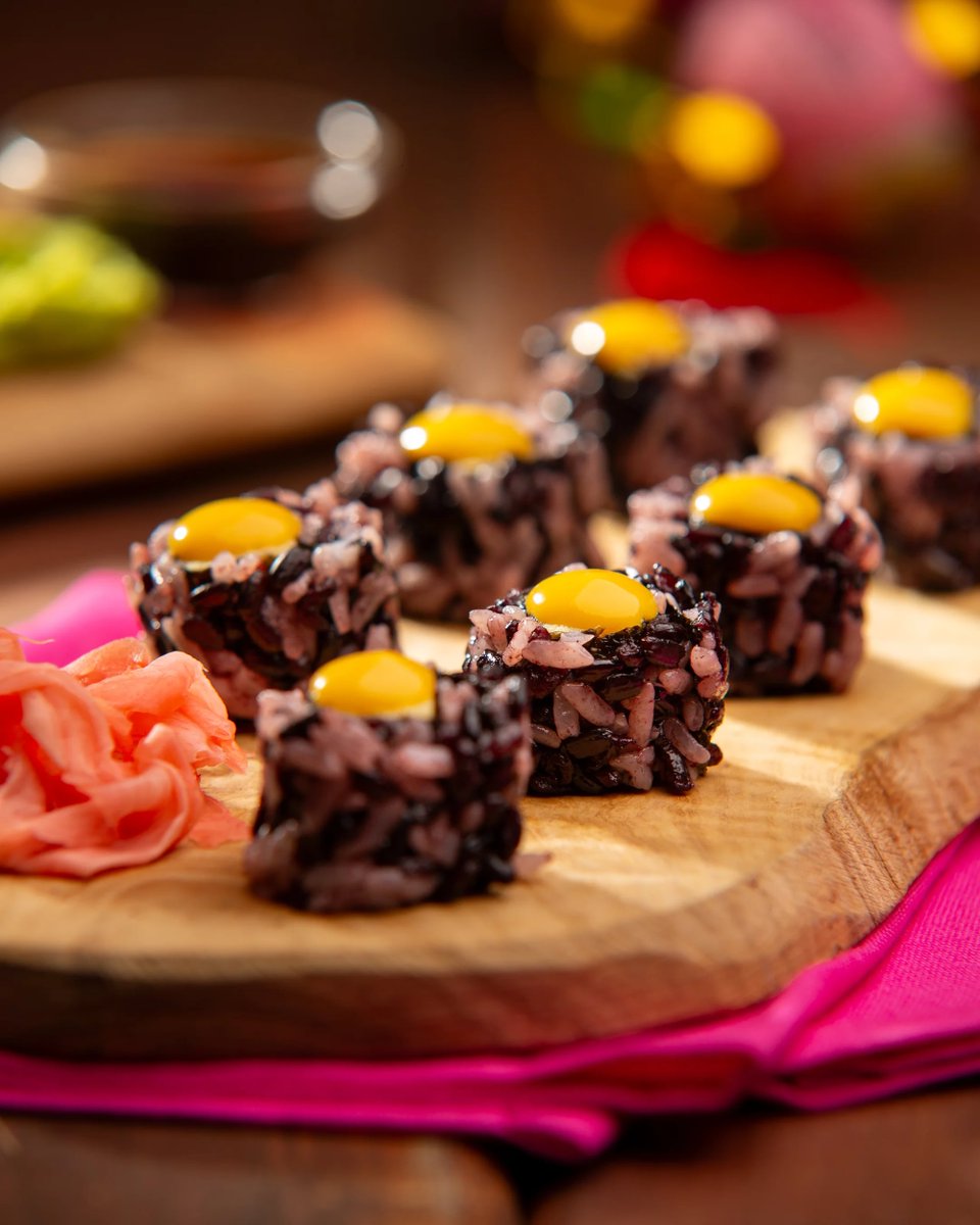 eatmandarin tweet media