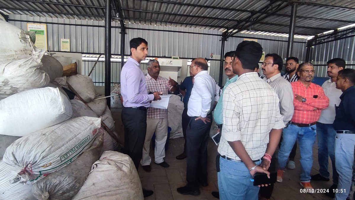SVPMC_ANI's tweet photo. #SwachhSurvekshan2024
#SwachhataHiSeva2024
ULB code 804041
Under the dynamic leadership of Sh Keshav Chandra IAS Chief Secretary A &amp;N Islands ,PWD of A&amp;N Islands agreed to purchase all MLP generated in Sri VijayaPuram and shredded by SVPMC  for road repair and construction works. https://t.co/jyaYTI9Ffp