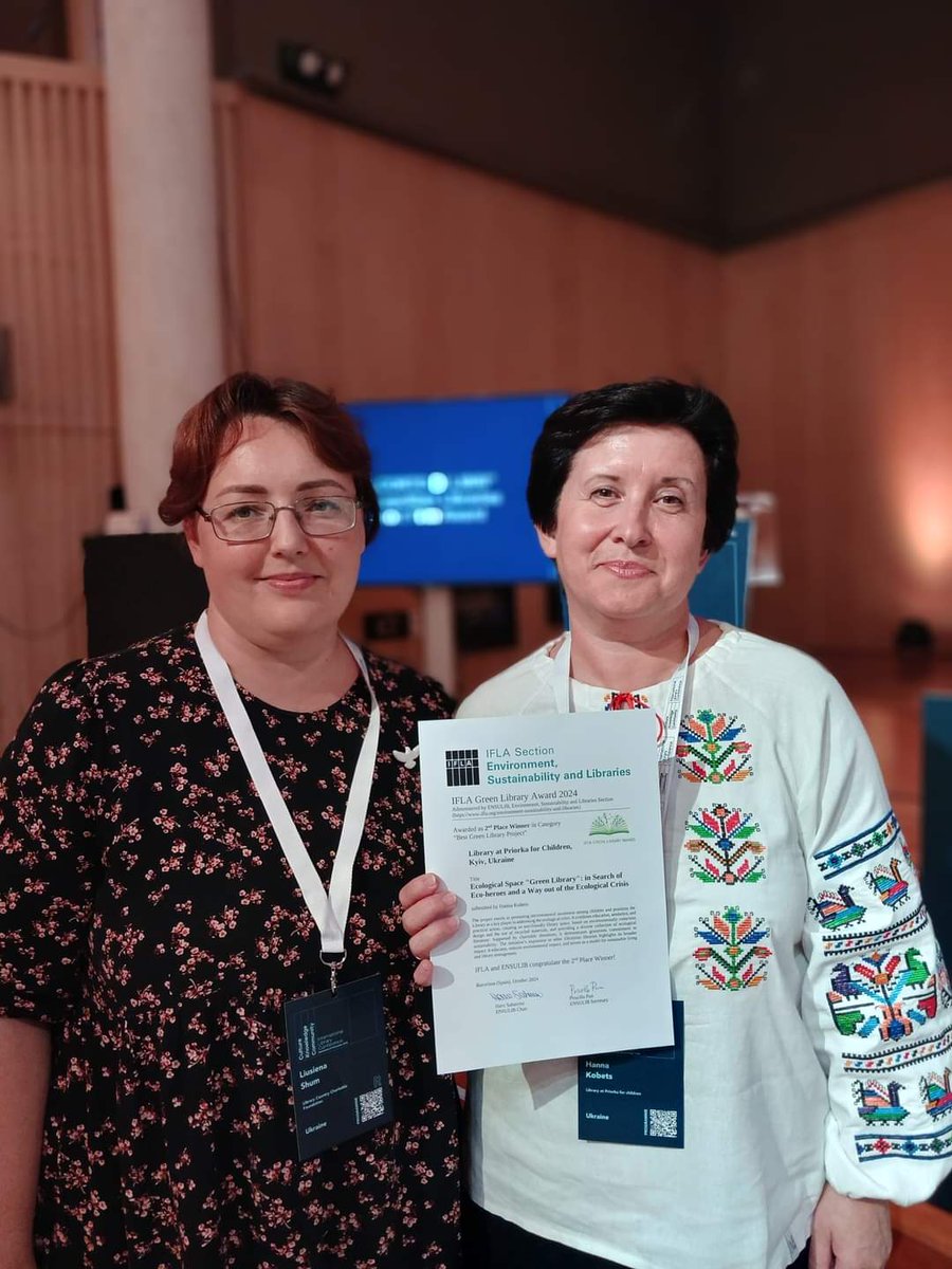 LibraryUkraine's tweet image. 🌍 Great pride for us!
The library on Priorka won 2nd place at the @IFLA IFLA Green Library Award for the Green Library project, which we founded together to promote environmental initiatives.
#GreenLibrary #IFLAGreenLibraryAward #Environment #Libraries