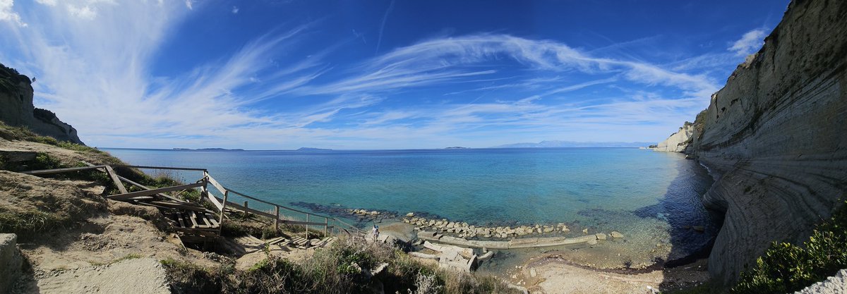 Robert1Williams's tweet photo. #photography #thisiskerkira #kerkira #Greece #Greece🇬🇷 #androidphotography #instagood #Kerkiralife #instagram #europe #photooftheday #like #photo #Corfu #beach #sea #logas #thesunsetbeach #logassunsetbeach https://t.co/0O8jjLqrz7