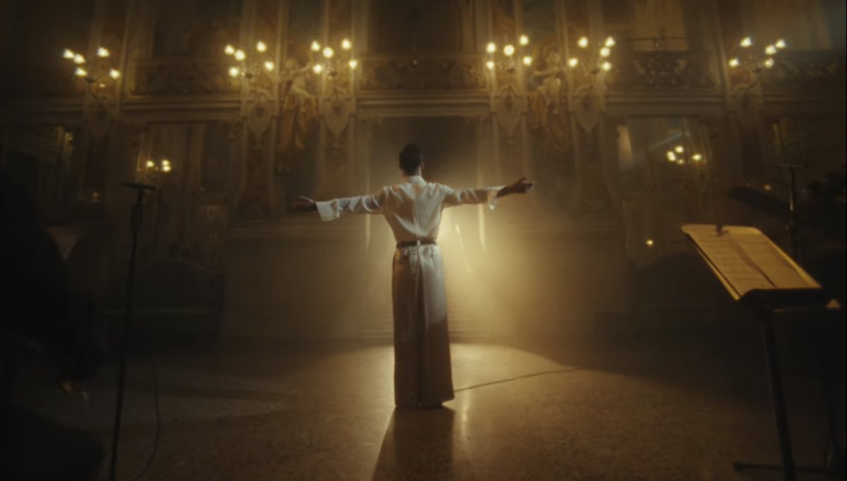 Martathelast's tweet image. Questa canzone arriva dritta al cuore ❤️‍🩹 
#Silverlines