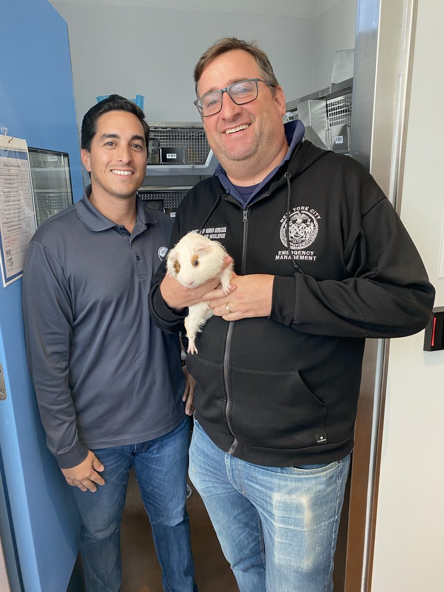 nycemergencymgt's tweet photo. NYCEM's Human Services had a very adorable afternoon with @NYCACC! NYCEM coordinates with @NYCACC during emergencies to address the needs of impacted pets. 🦜🐈‍⬛🦎🦮

@NYCACC has three locations in NYC and is working on building a fourth. We learned more about their response operations and all about bunny speed dating 🐇 (own a bunny? they might need a friend!).

Thanks for having us, @NYCACC!