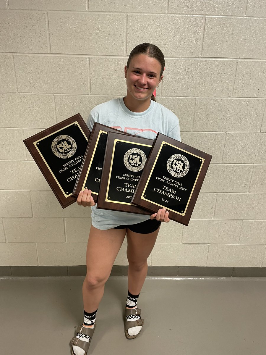 Much deserved 4 peat for this senior!!! She definitely put in the work!