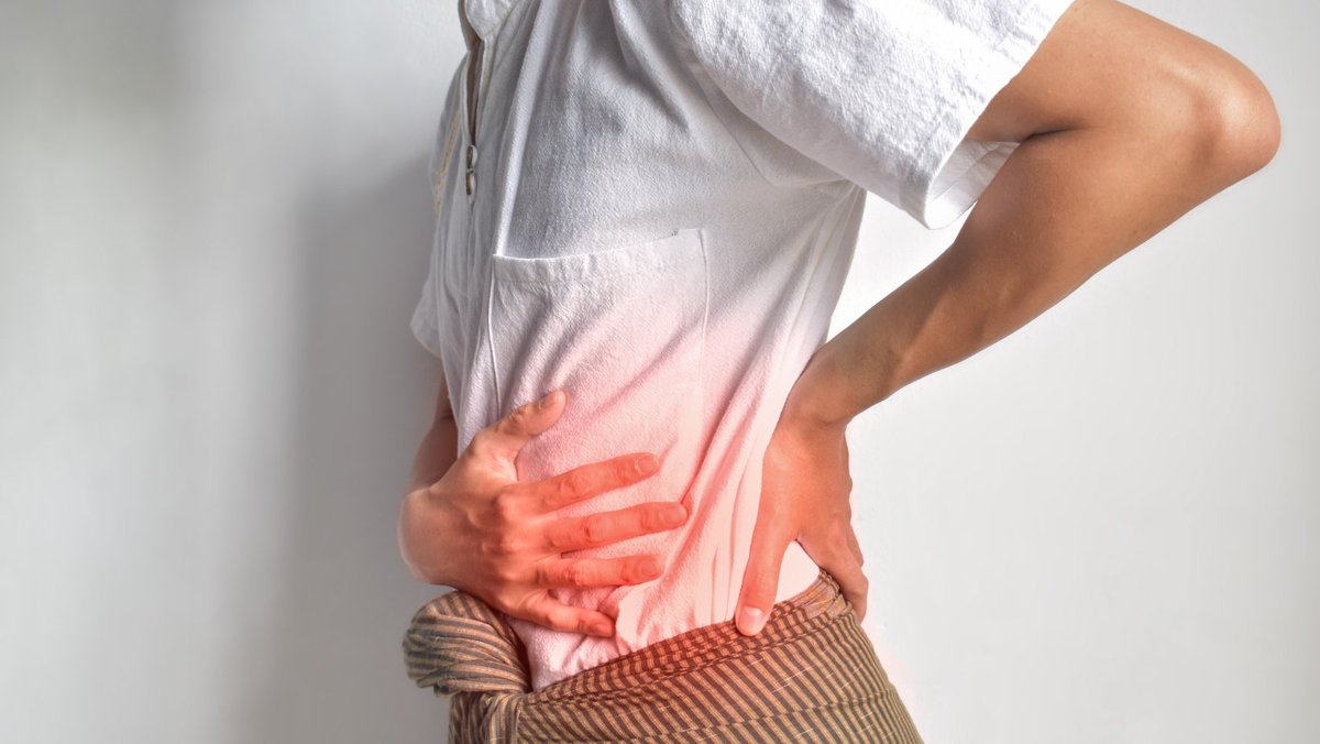 Did you know colitis affects 30-45% of patients on CTLA-4 inhibitors like ipilimumab (Yervoy)? Symptoms include bloating, cramping, and diarrhea. Most cases are manageable, but it's vital to stay informed! aimatmelanoma.org/side-effect-ce…