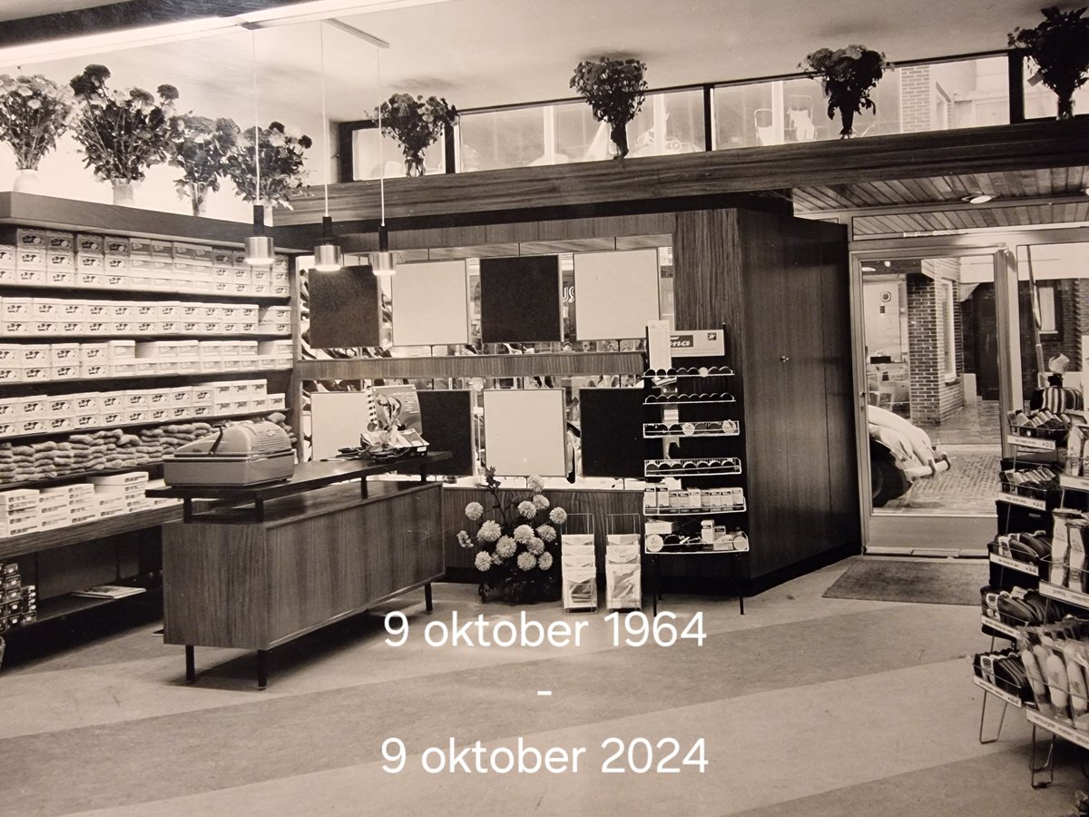 9 Oktober is het 60 jaar geleden dat de winkel geopend werd !