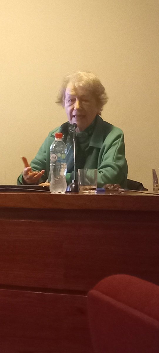 Charla sobre "Género y Derecho Laboral" como parte del II Ciclo de Charlas organizado por <a href="/HCLAHeidelberg/">Heidelberg Center</a> y <a href="/derechouchile/">Facultad de Derecho</a>. Profesoras Pamela Martínez y Alicia Frohmann exponen sobre el Convenio 190 de OIT en Chile y enfoque de género en acuerdos comerciales.