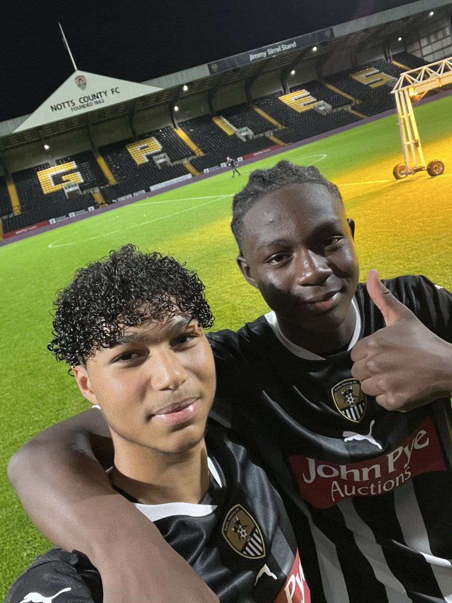 Congratulations to Cassius Cisse and Themba Nyirenda, who both made their senior debuts tonight! 🖤
