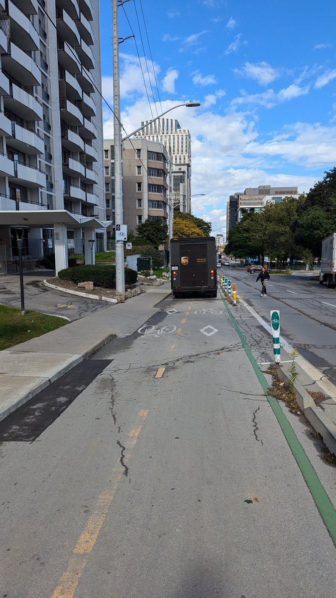 ham_bicycleguy's tweet photo. If the public could report By-Law infractions, we could make the city a lot of money. Let's keep track together!

Park in bicycle lane: $200 penalty. 

Total since the Planning Committee approved the increase: $2000

#BlockedinHamOnt https://t.co/zX1cRWjj7V