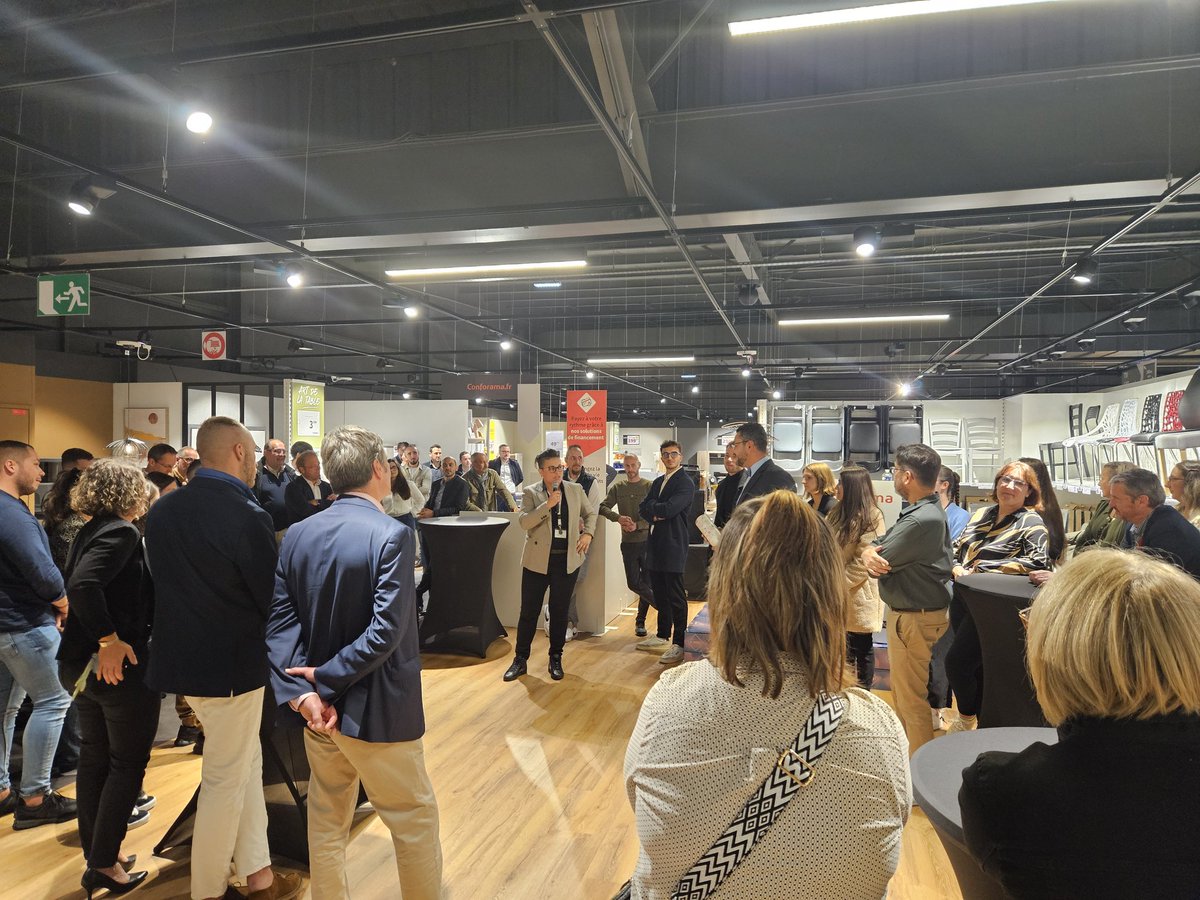 Félicitations à Ergul Atak le directeur pour s'être battu pour que le magasin <a href="/Conforama/">Conforama</a> de Niort bénéficie d'une transformation complète !👏👏👏 Un investissement qui bénéficie au territoire👍Après 10 mois de travaux,  inauguration officielle ce soir en présence du National😀💪