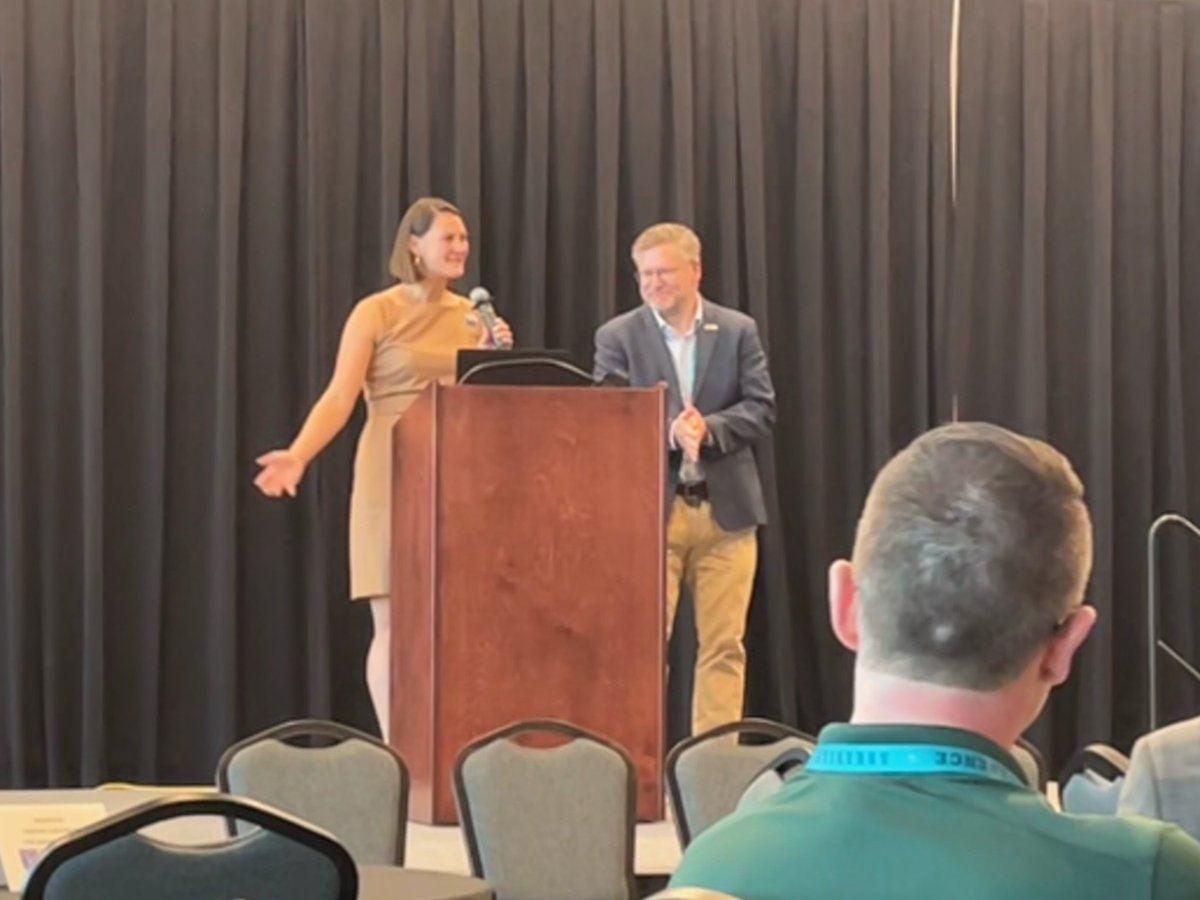 Emily Pasi tweet media