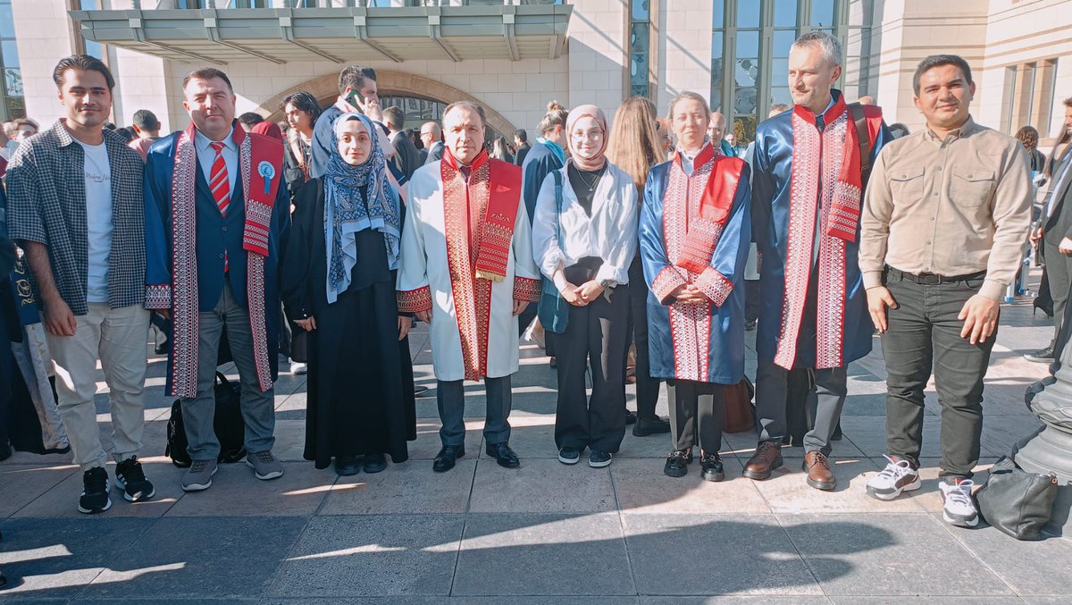 Karakas1969's tweet photo. 2024-2025 Akademik Yılı Açılış Törenini, Cumhurbaşkanlığı Külliyesinde Cumhurbaşkanımız @RTErdogan’ın teşrifleriyle gerçekleştirdik. Törene akademisyen ve öğrencilerimizle katıldık. Yeni akademik yılın tüm paydaşlarımıza hayırlı olmasını diliyorum.
#AfyonKocatepeÜniversitesi https://t.co/ui8MOpb0Cb