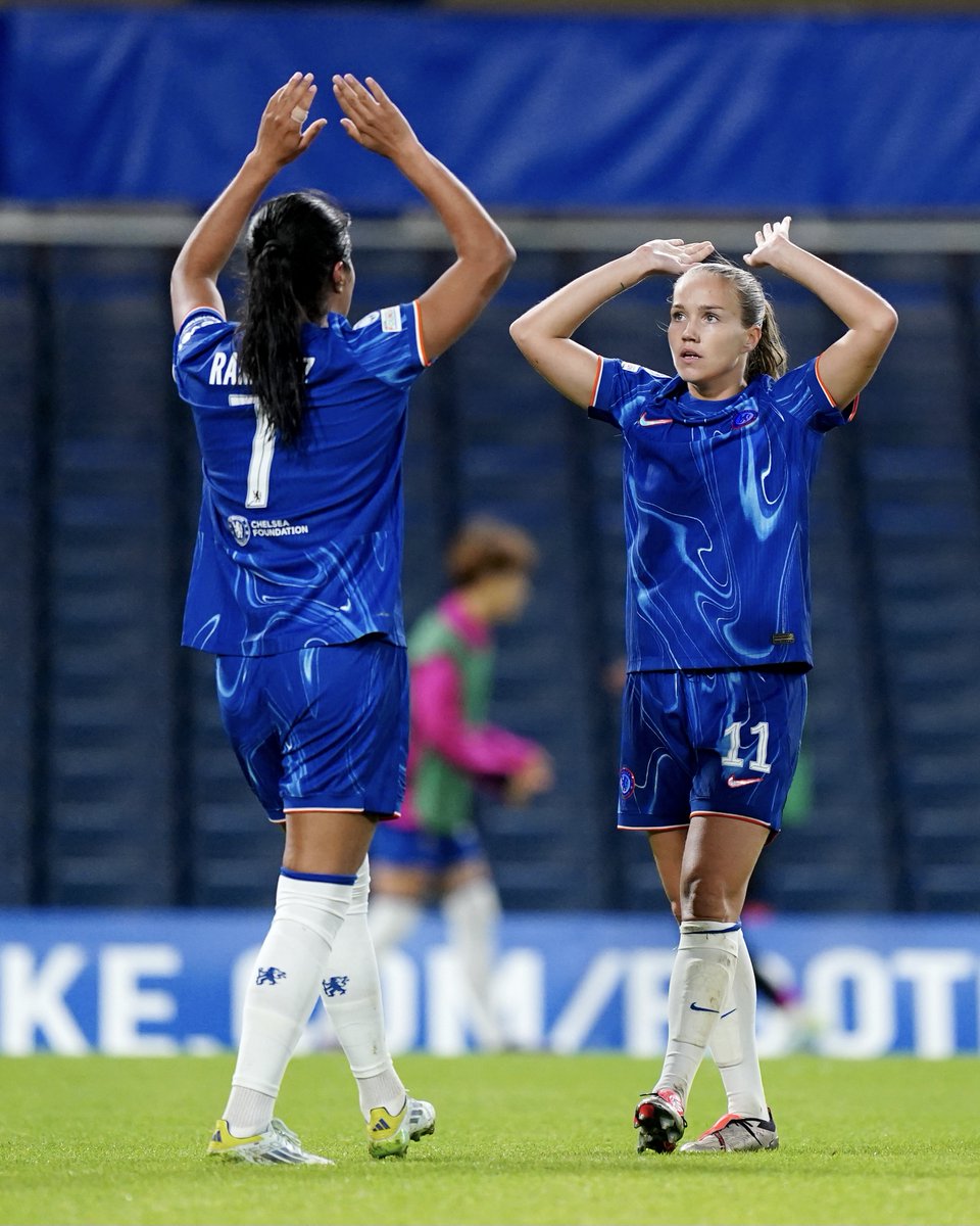 🟩 #نهاية_المباراة | تشيلسي 🏴󠁧󠁢󠁥󠁮󠁧󠁿 يفوز 3 - 2 على ضيفه ريال مدريد 🇪🇸 في المجموعة 2 من دوري أبطال أوروبا للسيدات