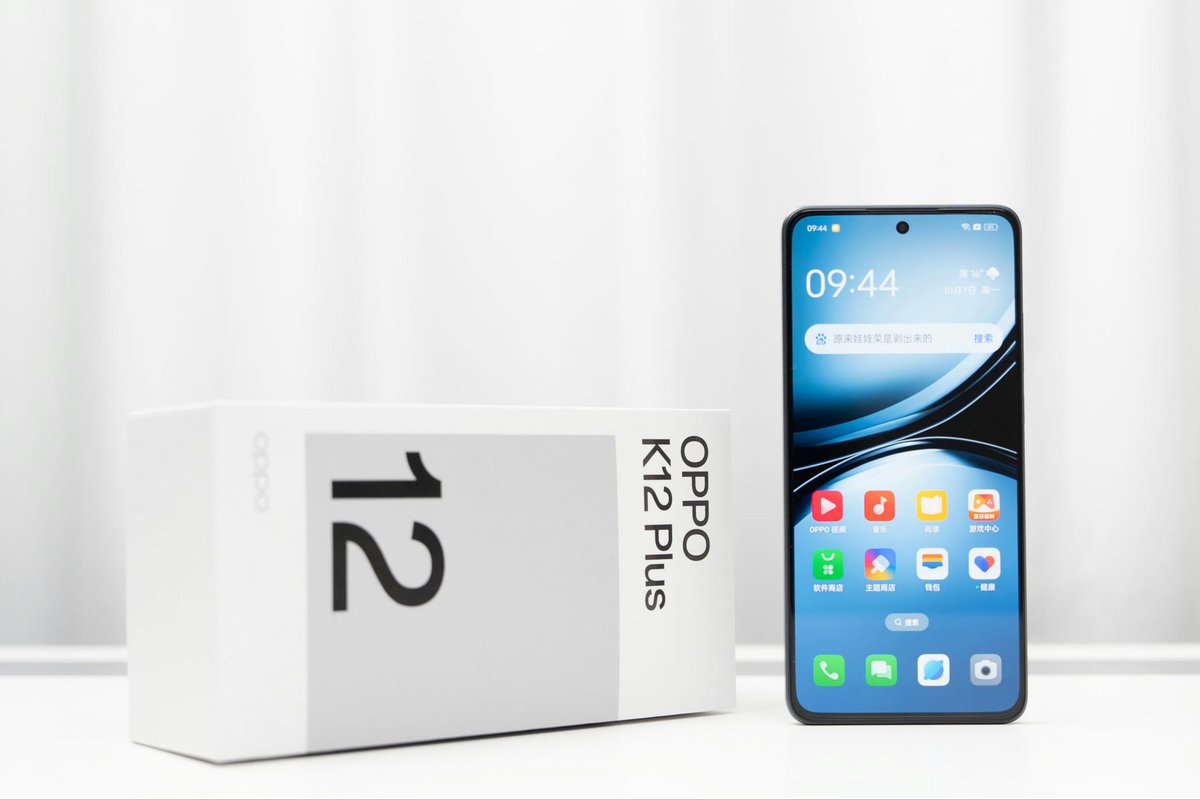 vinishkeshri's tweet photo. OPPO K12 Plus
🧵2/2
#OPPO #OPPOK12Plus https://t.co/iY1MOxUCbN