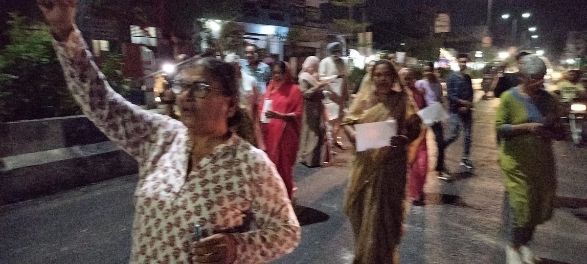 ComSanjayMadhav's tweet image. #अखिल_भारतीय_शान्ति_एवं_एकजुटता_संगठन (#APSO) राजस्थान। 
और 
#दमन_प्रतिरोध_आंदोलन_राजस्थान।
🔵🛑🔵🛑🔵🛑🔵
प्रैस-विज्ञप्ति 
#फिलिस्तीन पर इजरायली हमले और नृशंस #नरसंहार का एक साल पूरे होने के विरोध में सेमिनार और कैंडल-मार्च निकाला गया।