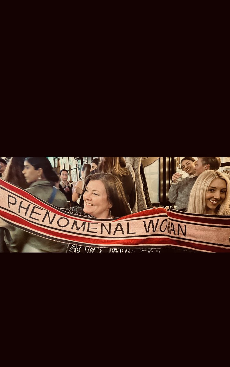 Lovely evening passing on the phenomenal woman scarf to <a href="/lesleymcconnon/">Ms McConnon</a>🧣Thank you @AliJMitchHT for gifting it to me. Let this empowering tradition continue ☺️