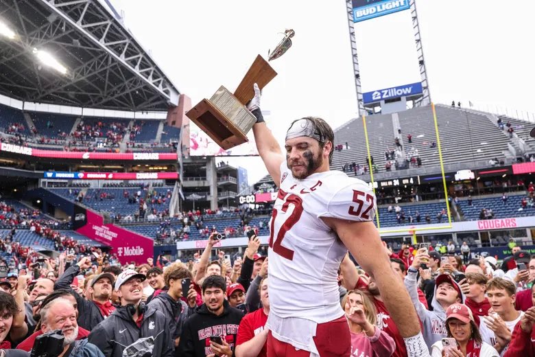 gocougs123's tweet photo. Fun Fact: WSU is 3-0 against the Big10 in the last 3 years! #GoCougs https://t.co/uVmaIIZd4X