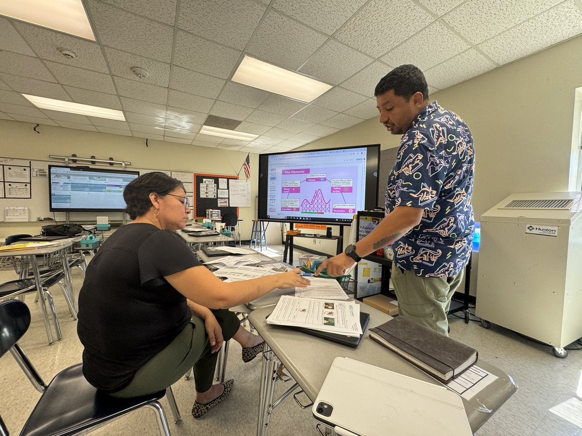 Brett Gallini, Ed.D. (@brettgallini) on Twitter photo I’m so proud of the teachers at Gallegos Elementary who are working so hard each day to bring their lessons to life! <a href="/GallegosElem/">Gallegos Elem.</a> <a href="/Dr_JDavila/">Dr. Josefa Dávila</a> <a href="/DrLuzMMartinez1/">Dr Luz M Martinez</a> @HISDCentral 📖📚📝💯 I’m so proud of the teachers at Gallegos Elementary who are working so hard each day to bring their lessons to life! <a href="/GallegosElem/">Gallegos Elem.</a> <a href="/Dr_JDavila/">Dr. Josefa Dávila</a> <a href="/DrLuzMMartinez1/">Dr Luz M Martinez</a> @HISDCentral 📖📚📝💯