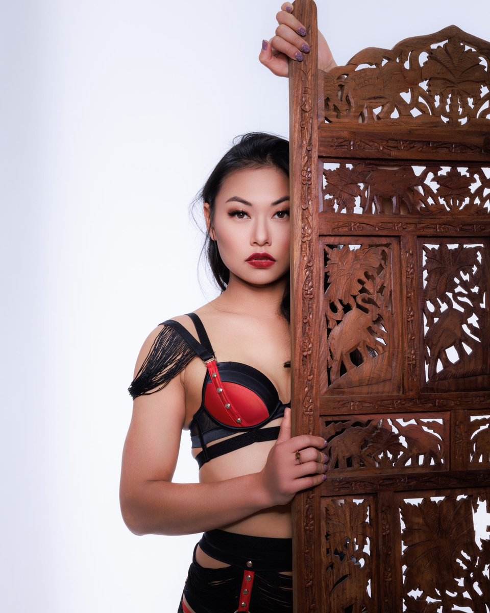 Marmalade_mp's tweet photo. Every woman deserves to feel confident and empowered in her own skin. A boudoir photoshoot is a chance to celebrate yourself, just as you are, strong, beautiful, and uniquely you. Let us help you capture that moment. https://t.co/2ArRaDY9A3
