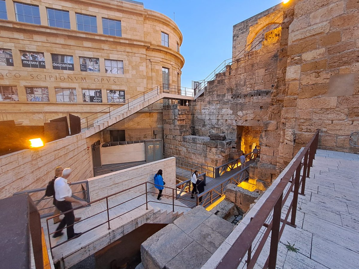 T. Heugebaert Green Chemistry Group (@t_he_greenchem) on Twitter photo A wonderful day of science, culture and food (no picture) at the #sungate assembly meeting, hosted by <a href="/ICIQchem/">ICIQ</a> in beautiful Tarragona. Nice to see such good progress from all partners ! <a href="/LabKrueger/">KruegerResearchLab</a> <a href="/Joanna_Kargul/">Joanna Kargul</a> <a href="/SynBioC/">Synbioc</a> <a href="/Fraunhofer_IME/">Fraunhofer IME</a> A wonderful day of science, culture and food (no picture) at the #sungate assembly meeting, hosted by <a href="/ICIQchem/">ICIQ</a> in beautiful Tarragona. Nice to see such good progress from all partners ! <a href="/LabKrueger/">KruegerResearchLab</a> <a href="/Joanna_Kargul/">Joanna Kargul</a> <a href="/SynBioC/">Synbioc</a> <a href="/Fraunhofer_IME/">Fraunhofer IME</a>