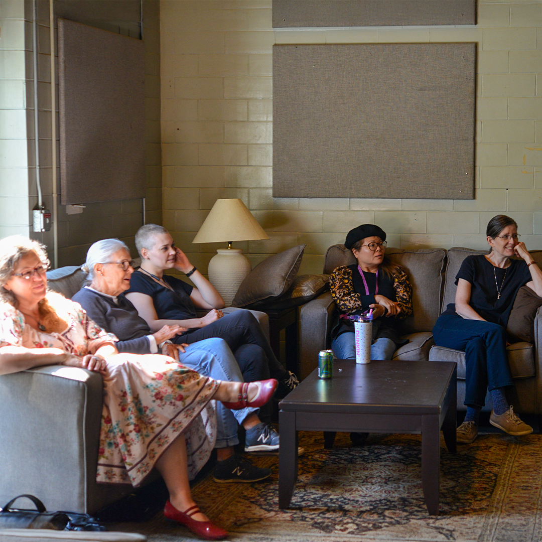 Delaware_REP's tweet image. Today was the meet-and-greet for ROUGH CROSSING! Performing Nov. 7 - 24. Get your tickets now! rep.udel.edu
#WeAreTheREP #DelawareREP #ResidentEnsemblePlayers #RoughCrossing #Theatre #Comedy