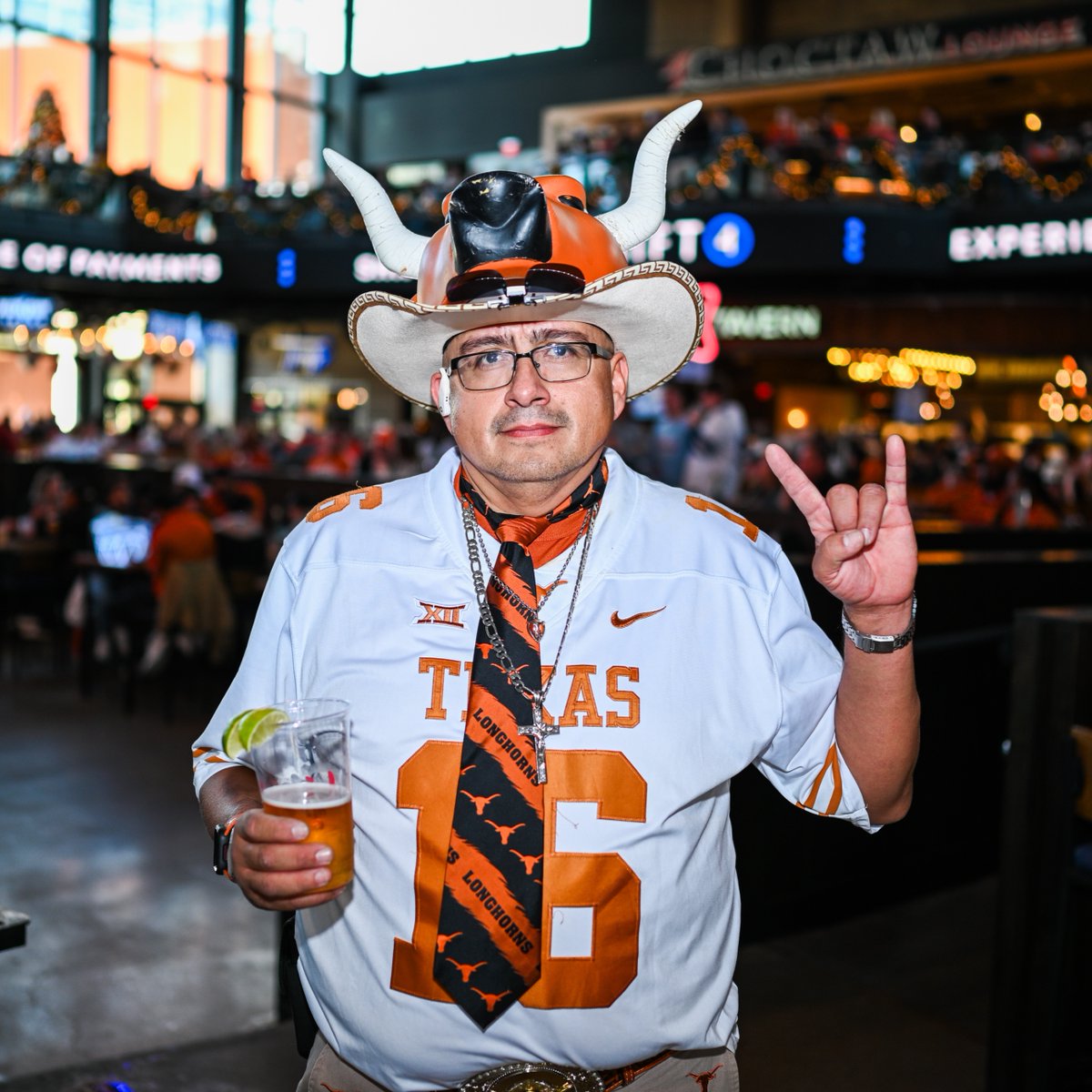 Game faces on, team colors ready! 🏈🚨

Don’t miss the Texas vs Oklahoma watch party at Texas Live! – where the rivalry gets real.