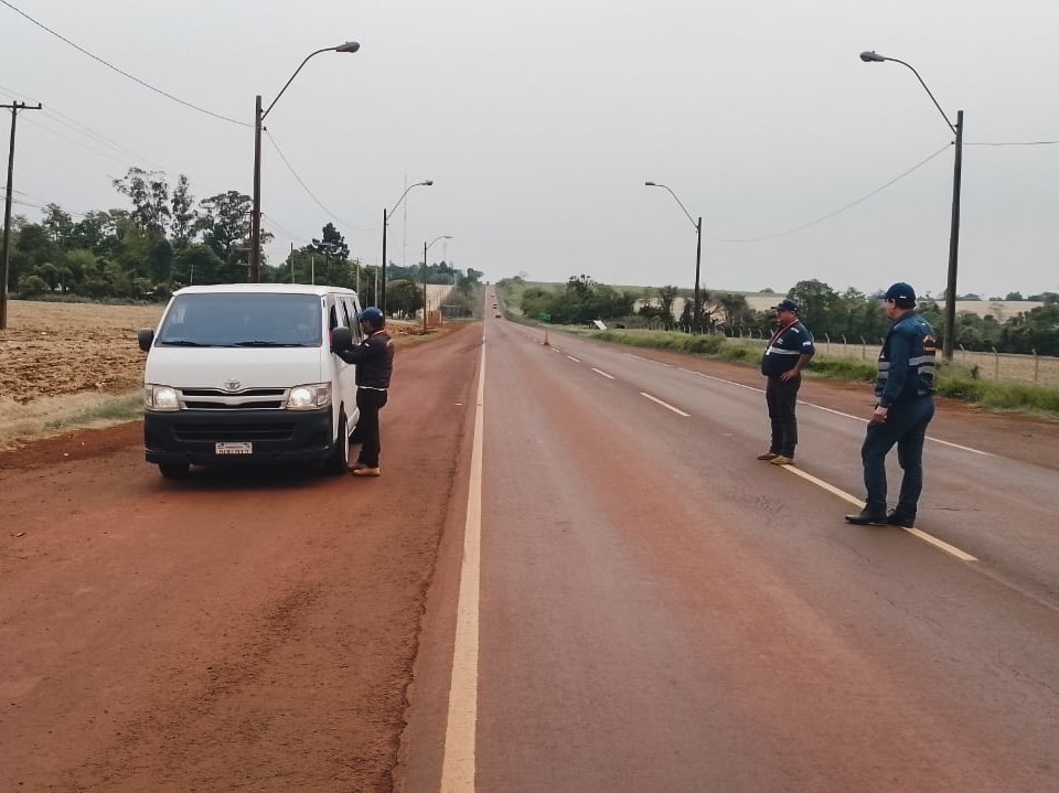 Control de Transportes Informales en Alto Paraná 🚨

facebook.com/share/p/XhYADg…